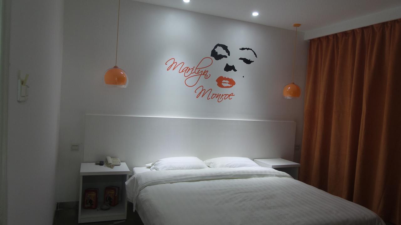 V8 Hotel Xilang Subway Branch Гуанджоу Екстериор снимка